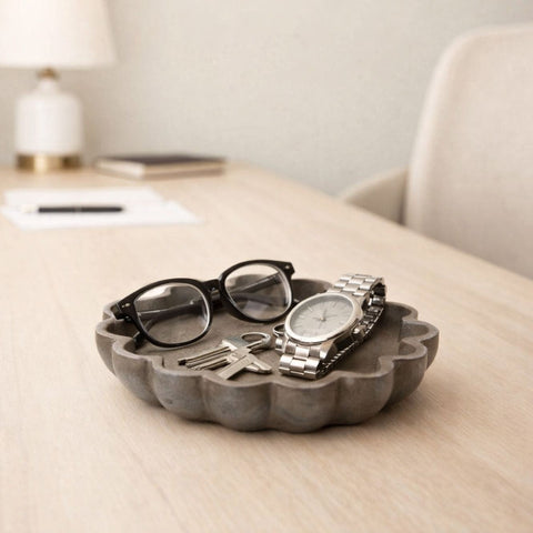 Scalloped Edge Solid Mango Wood Tray - Small