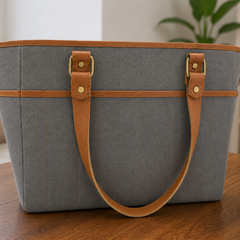 The Pebble & Amber Everyday Structured Tote