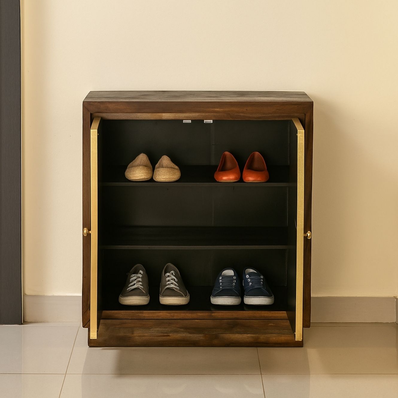 Kittur Mango Wood Shoe Cabinet