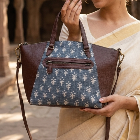 The Espresso Pines Medium Tote